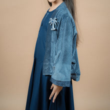 Load image into Gallery viewer, Reversible Palm Bisht Set - Kids