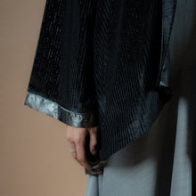 Load image into Gallery viewer, Reversible Palm Bisht Set - Adult