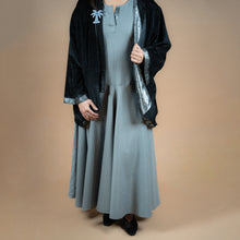 Load image into Gallery viewer, Reversible Palm Bisht Set - Adult
